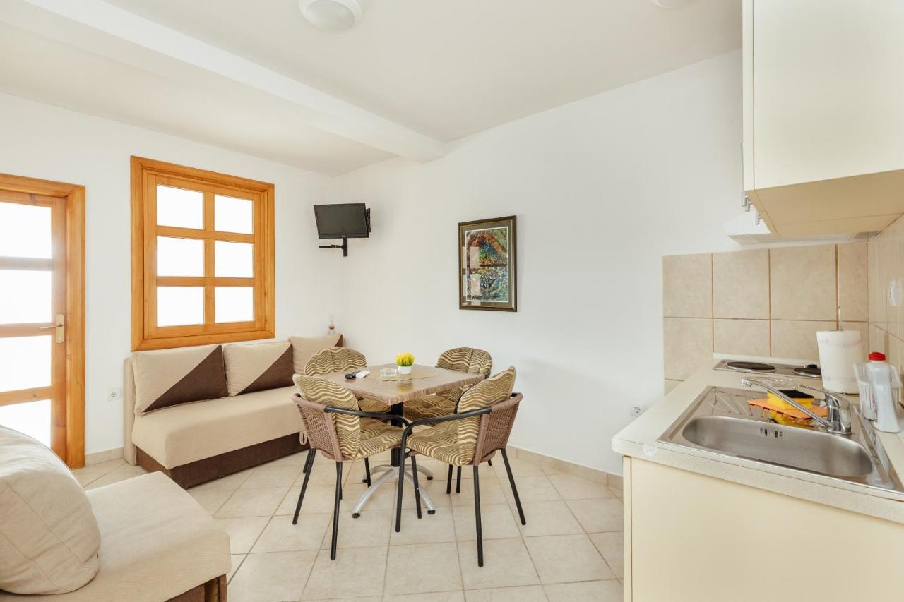 Premium Spot Apartments Herceg Novi Esterno foto